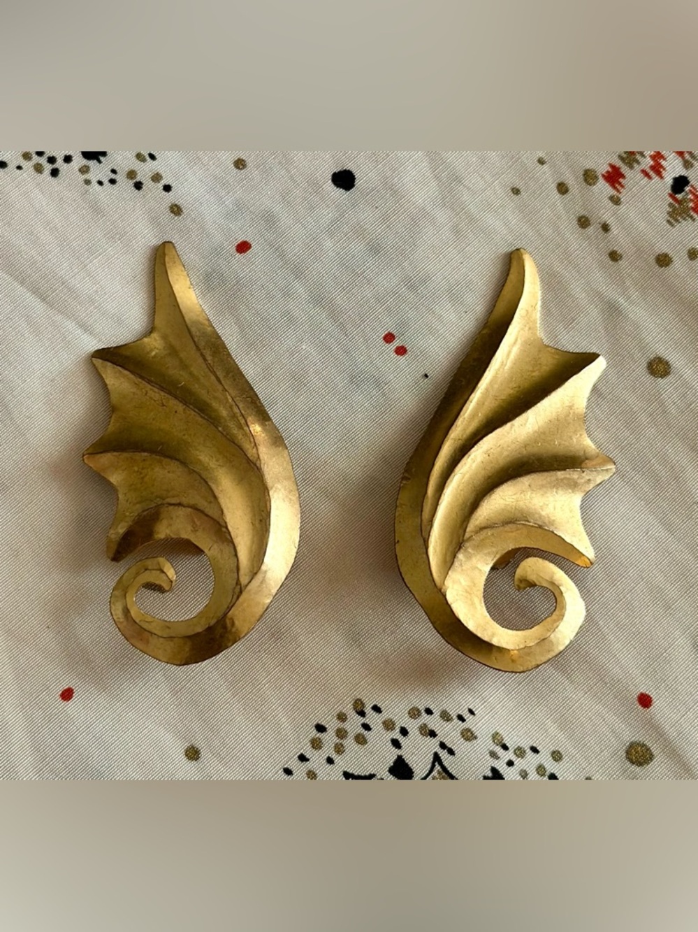 Hervé Van der Straeten VTG Gold-Plated Sculptured Clip-On Earrings | Stamped!